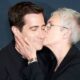 Jake Gyllenhaal and Jamie Lee Curtis SPOTTED together on a date embracing eachother! – What is going on here? Find out and See more photos